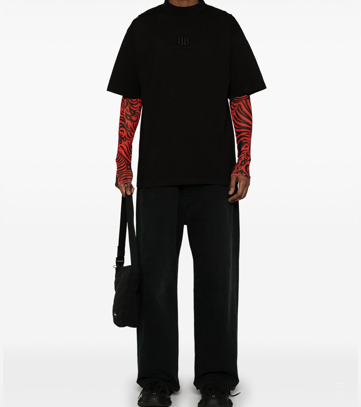 Medium fit Embroidered T-shirt BLC1024W