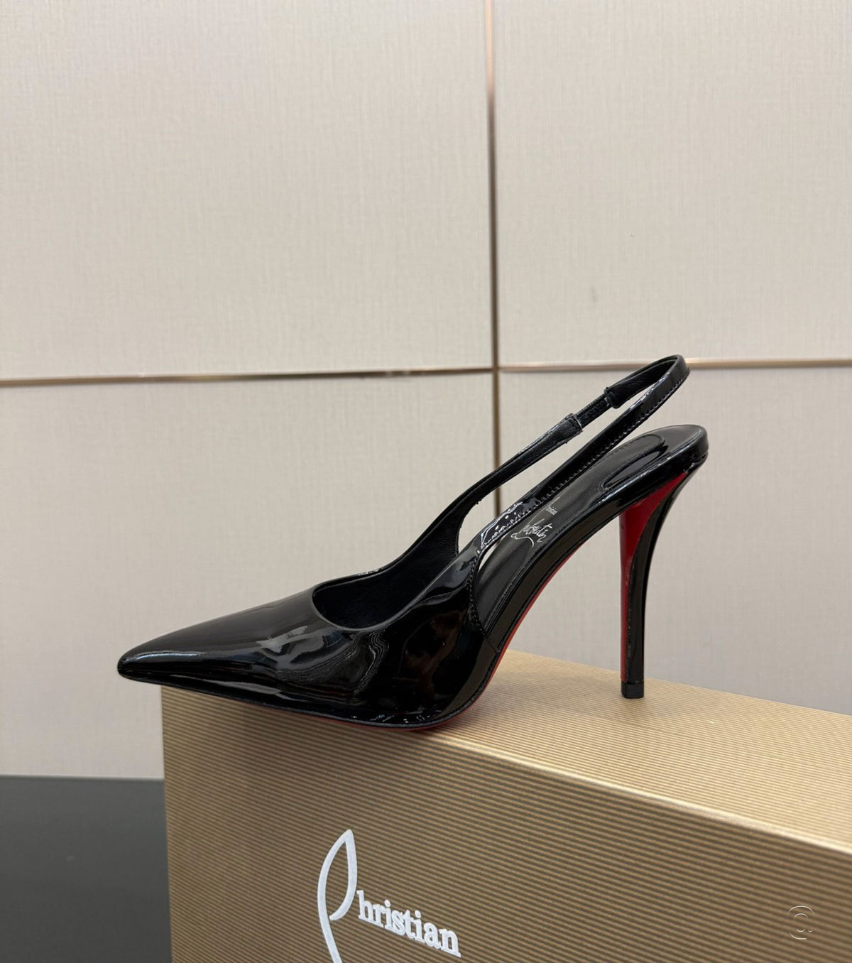 Miss Z Pointed Toe Slingback Pump