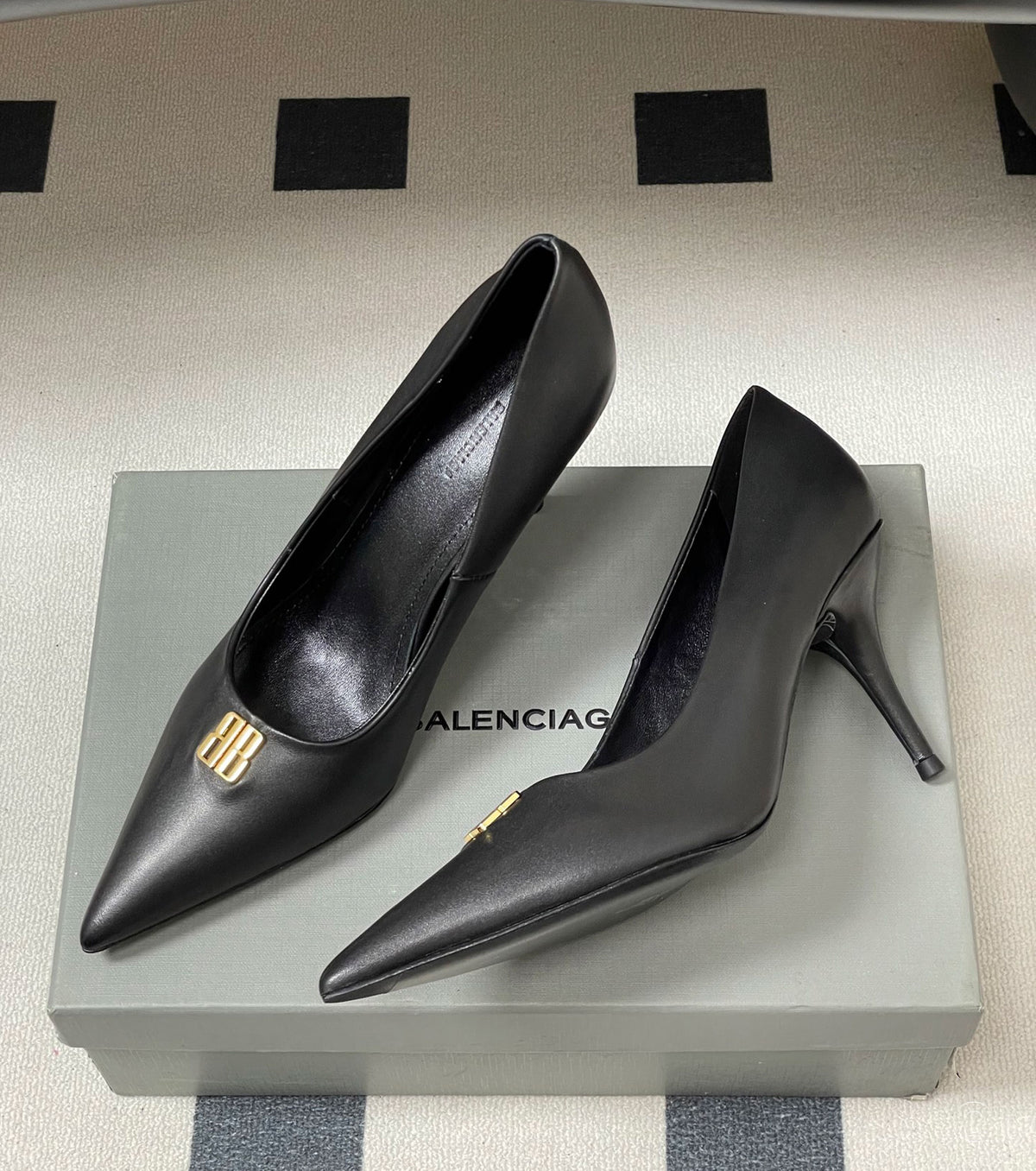 BB обувки на висок ток