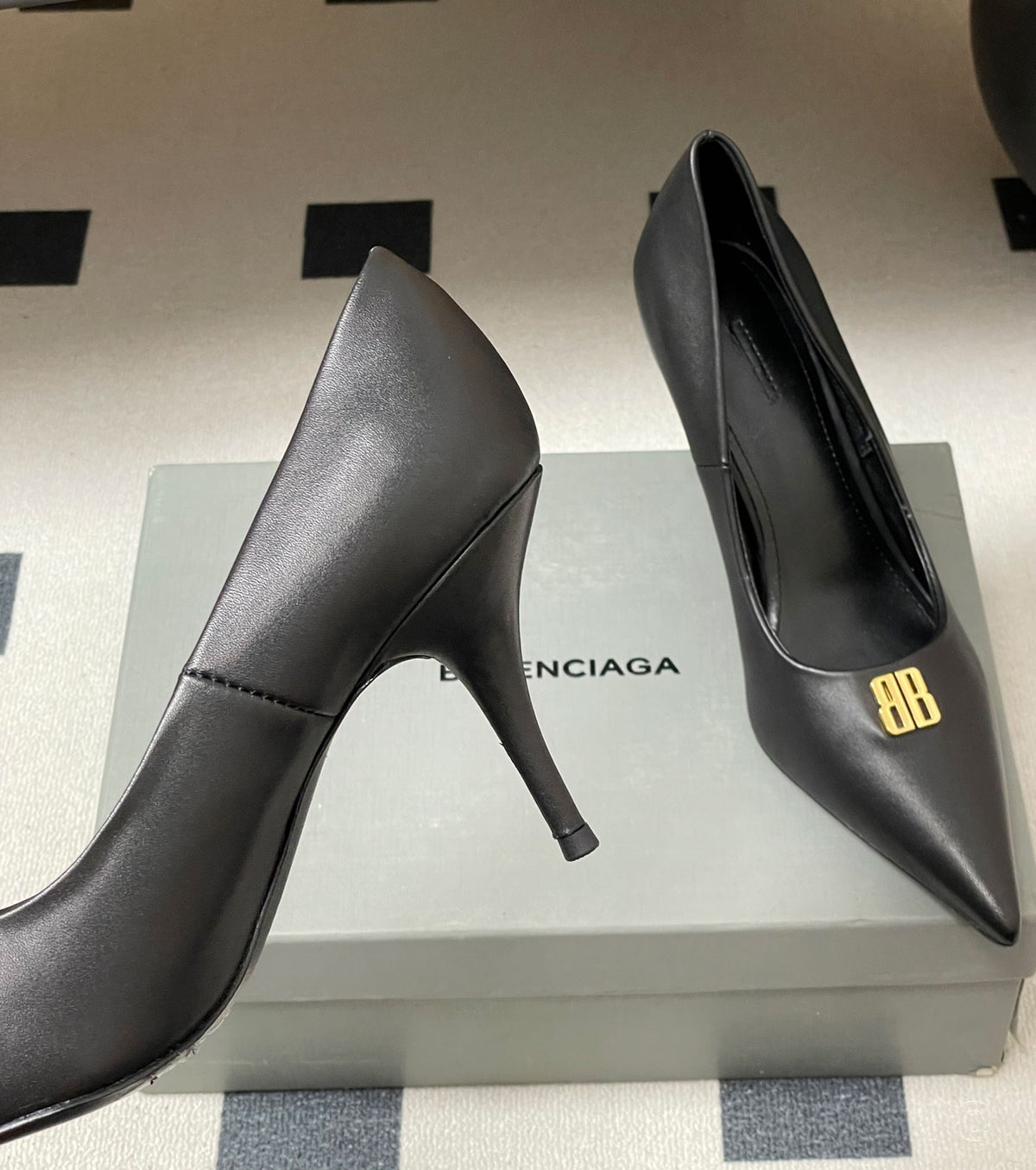 BB обувки на висок ток