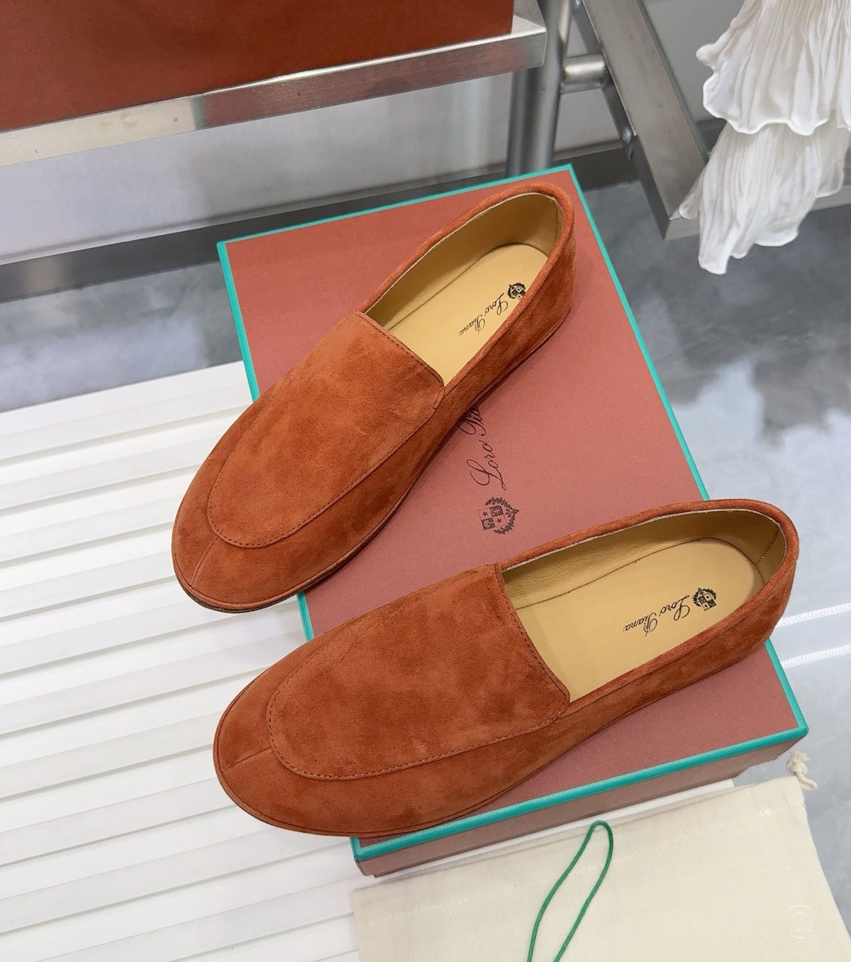 Anton Walk Loafer