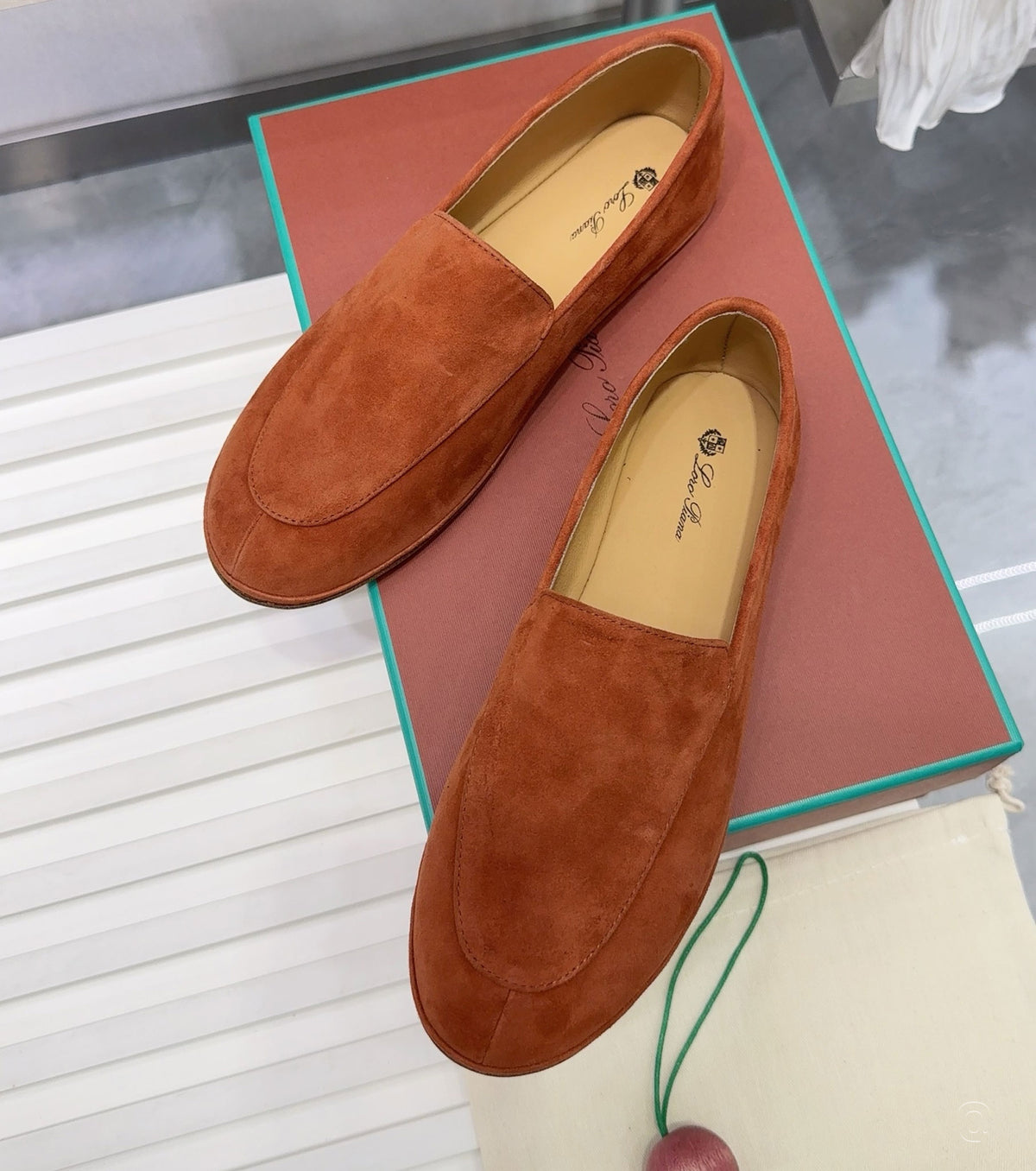 Anton Walk Loafer