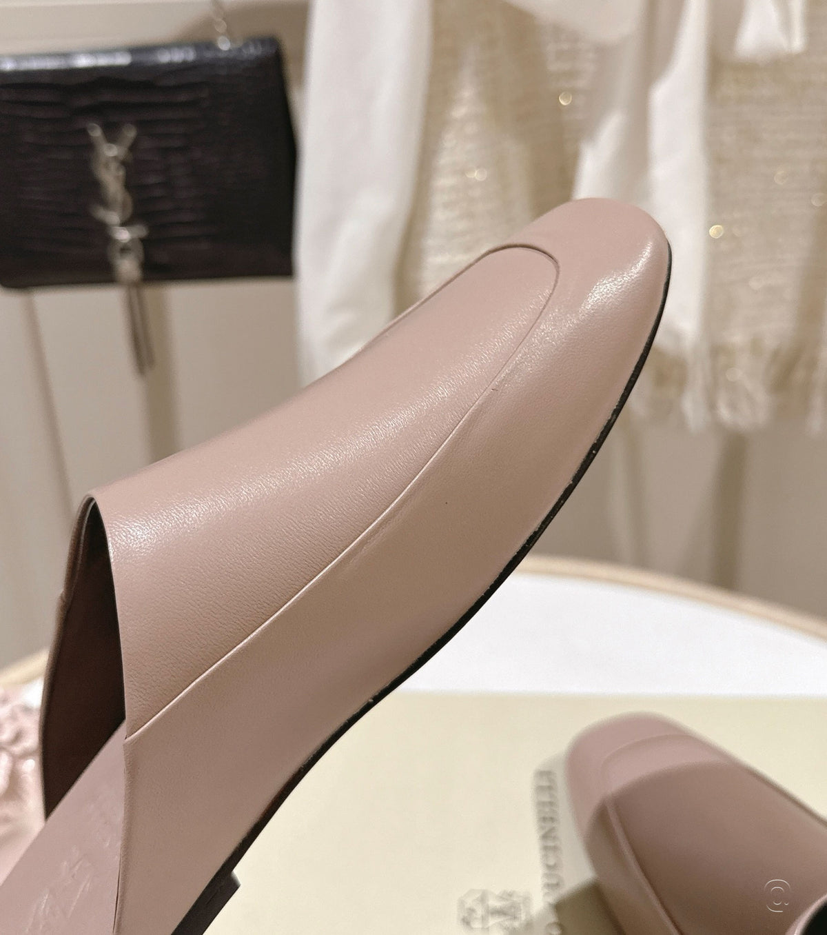 Calfskin slippers