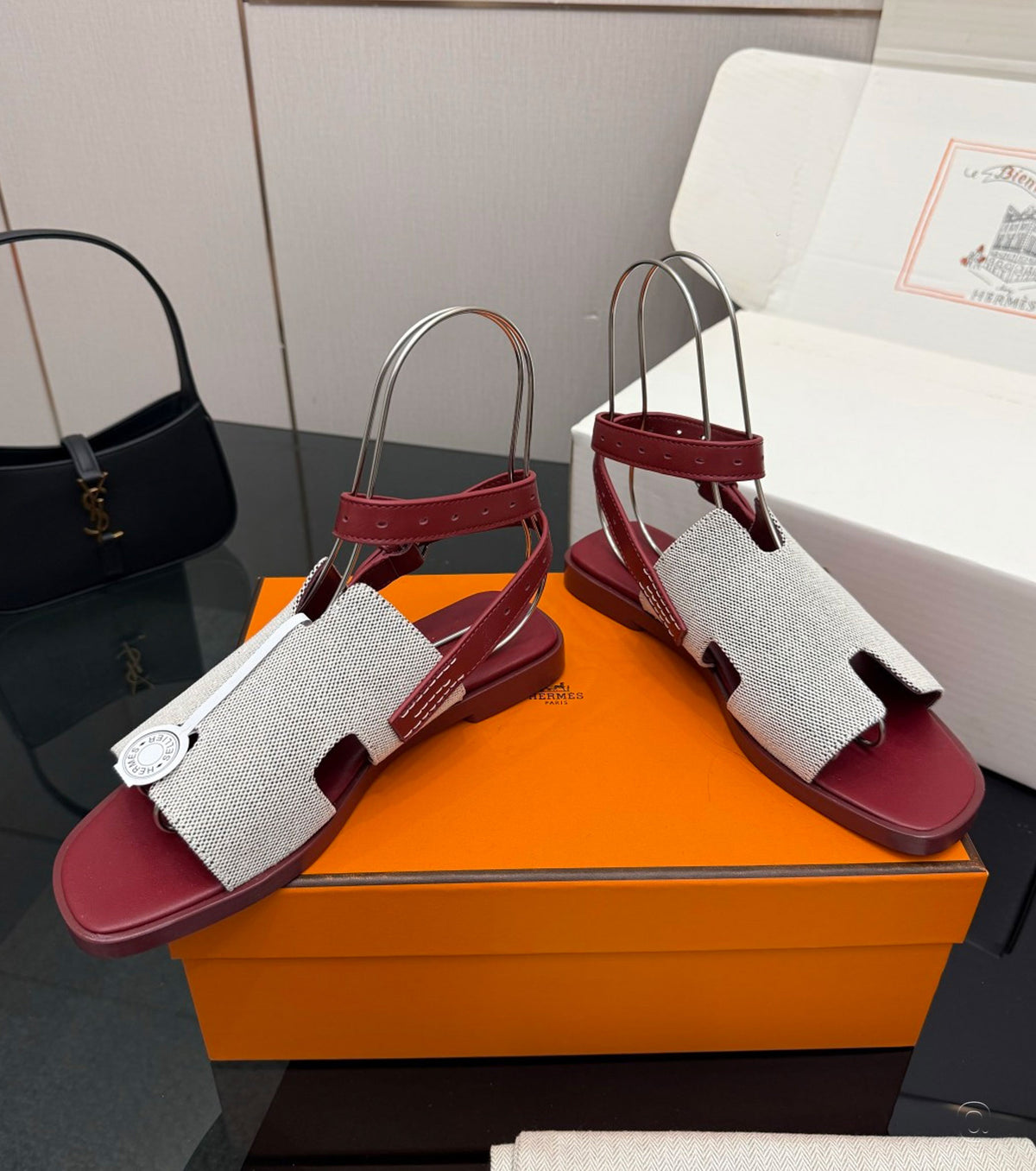 Maya sandal