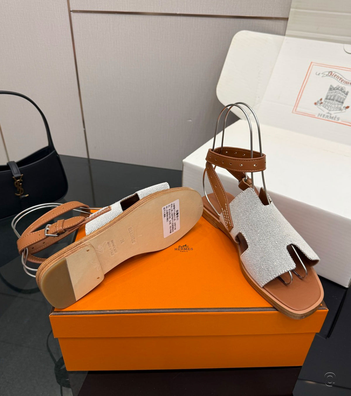 Maya sandal