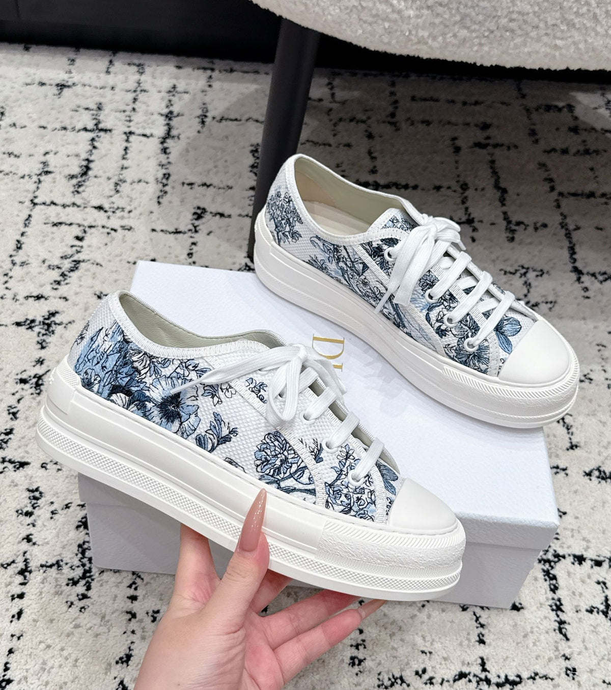 Platform Sneaker
