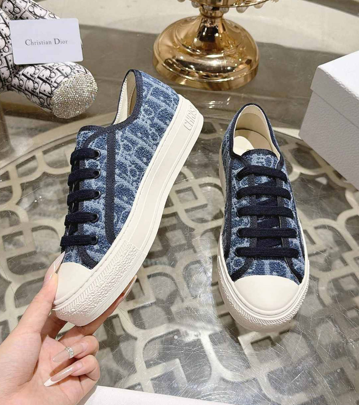 Platform Sneaker