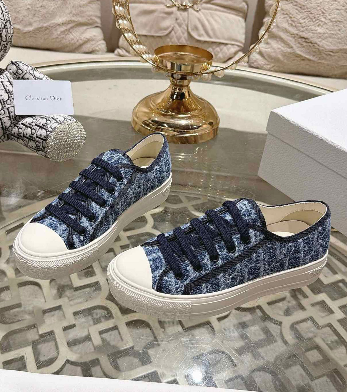 Platform Sneaker