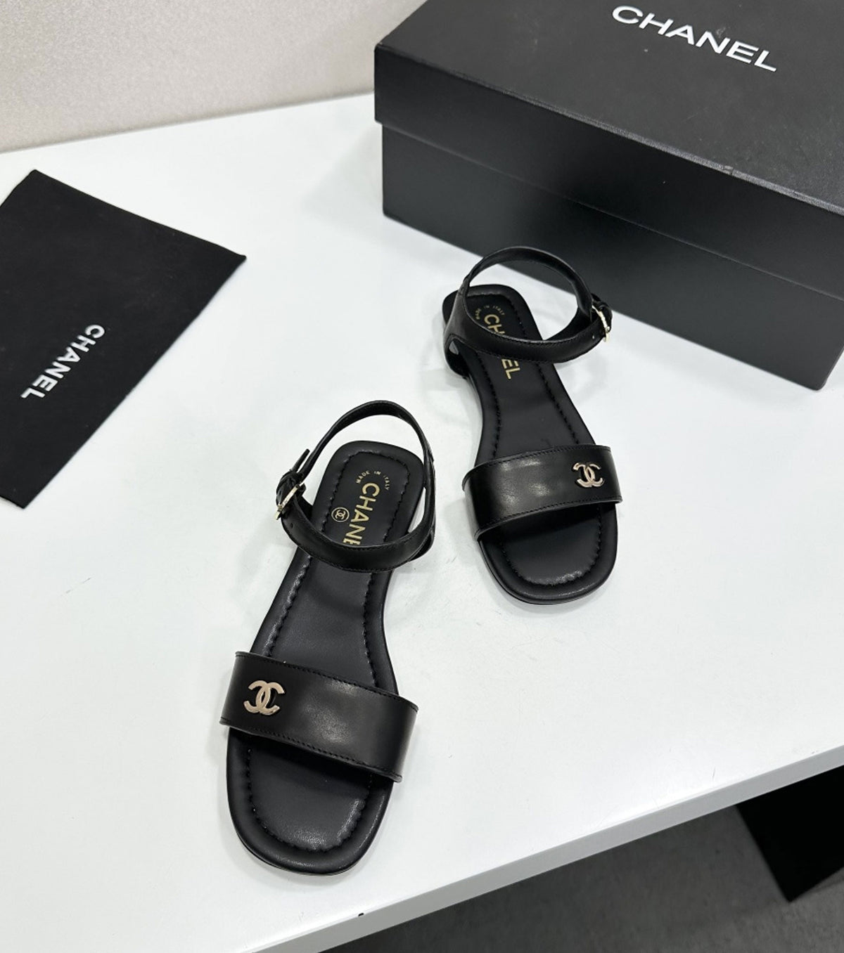 Leather sandal