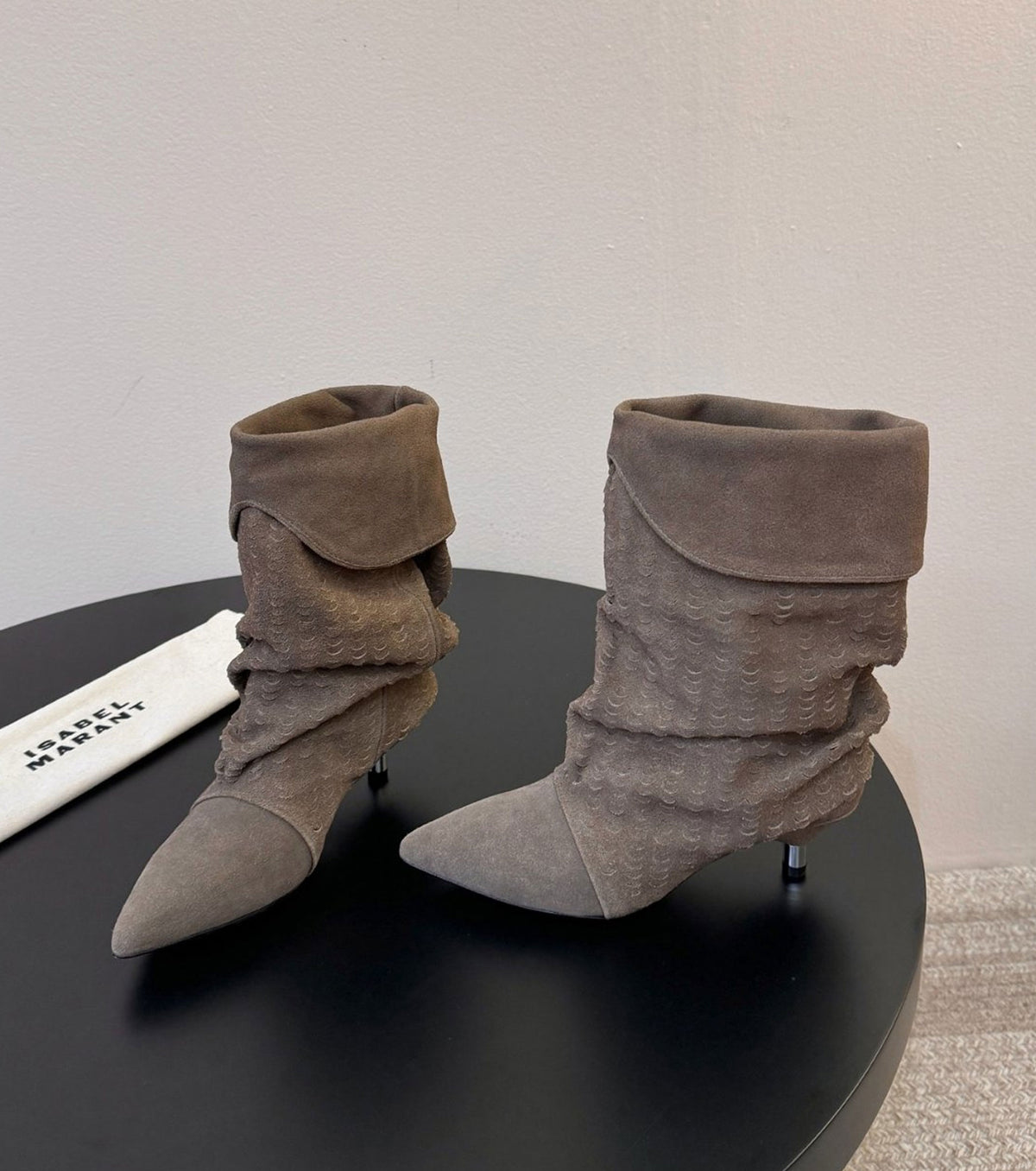 Suede boots