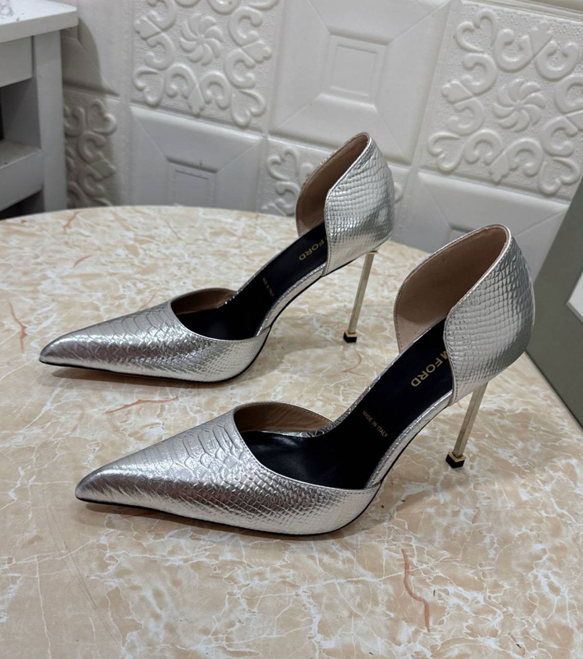 Leather Pump