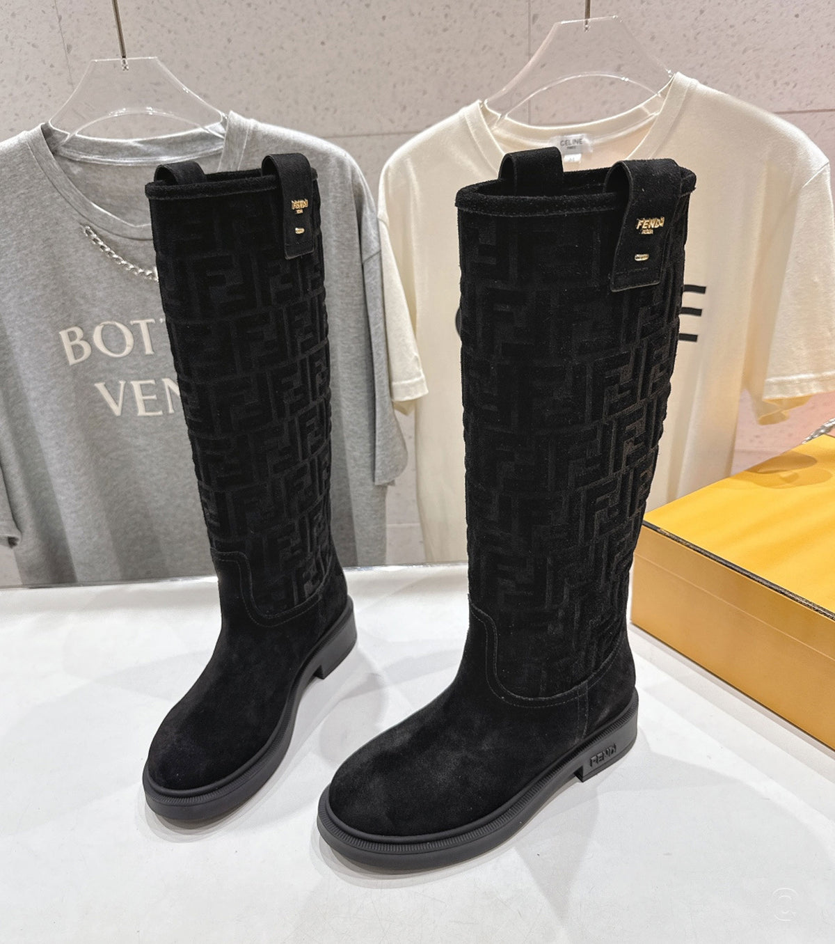 Suede boots