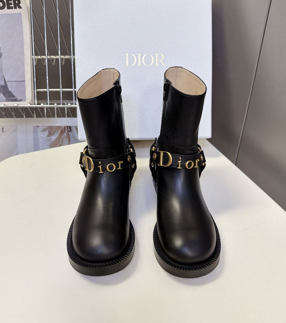 Bolt Ankle boot