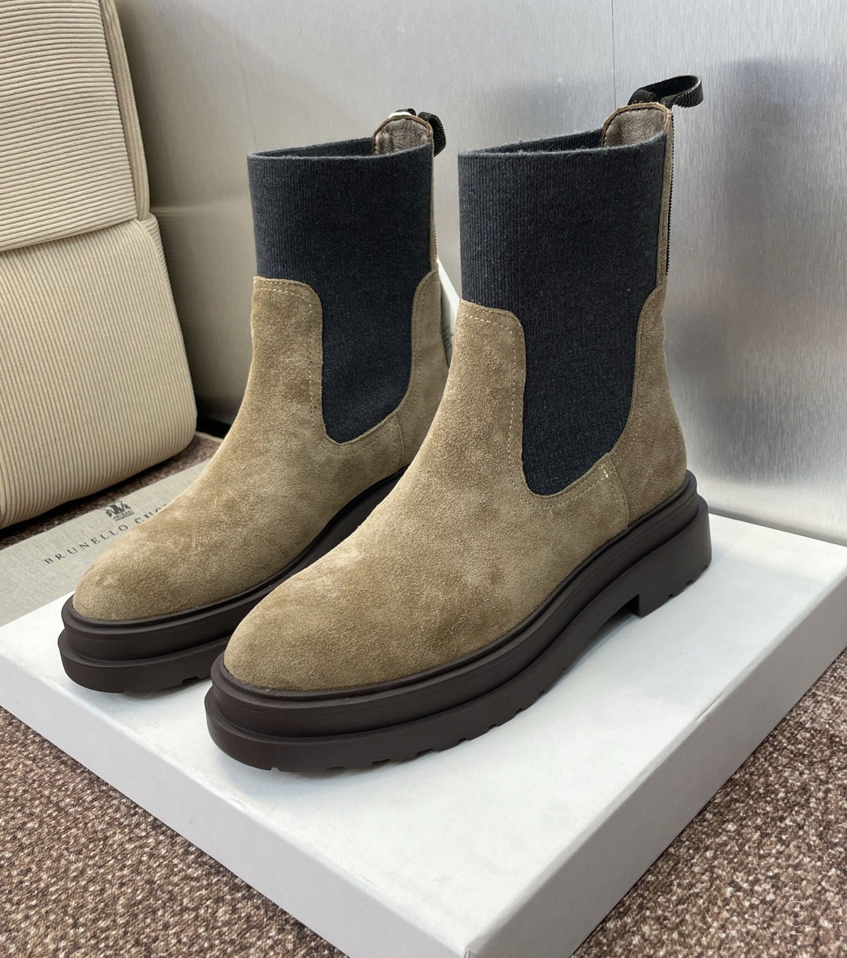 Suede boots