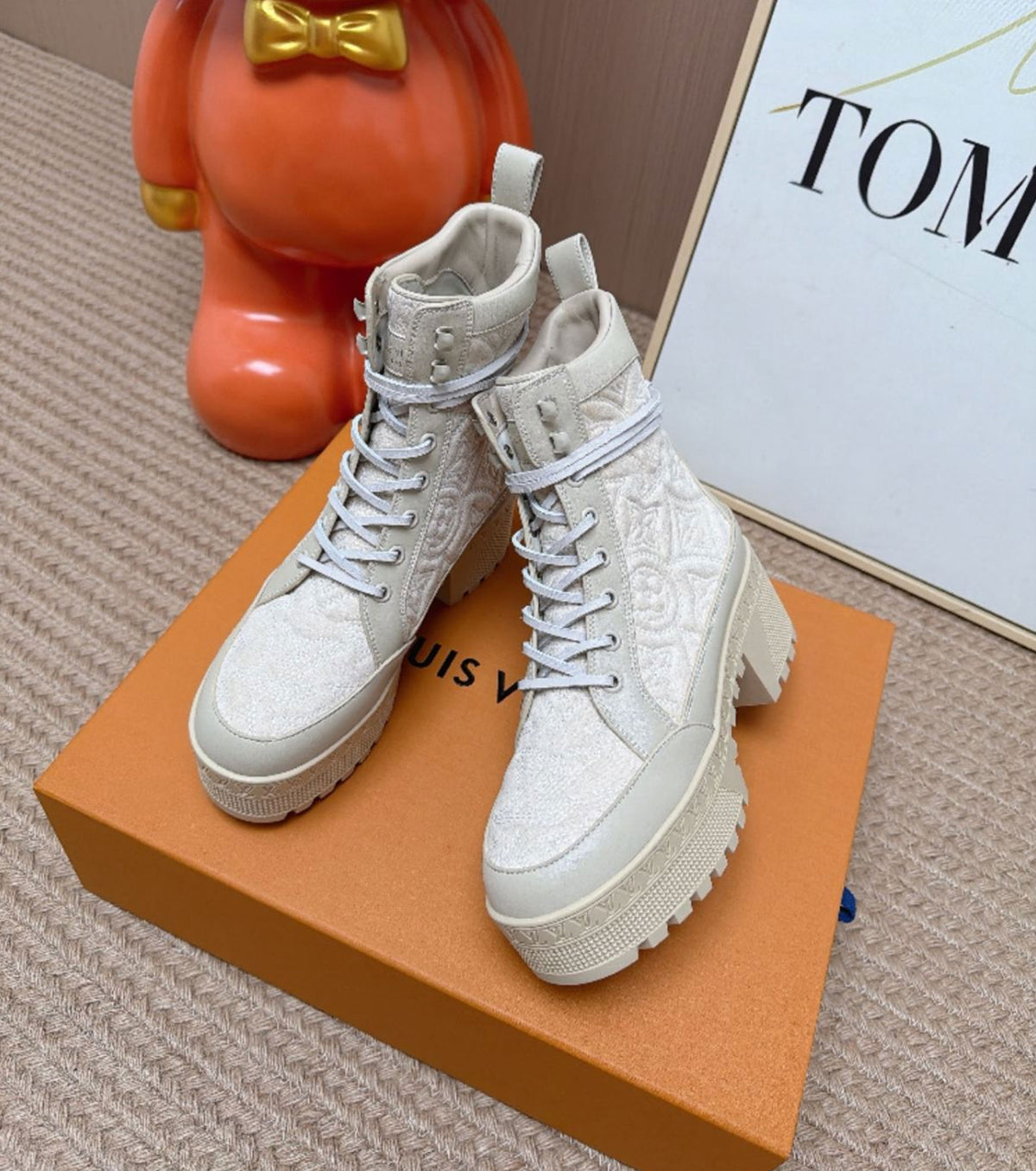 Laureate Platform Desert Boot