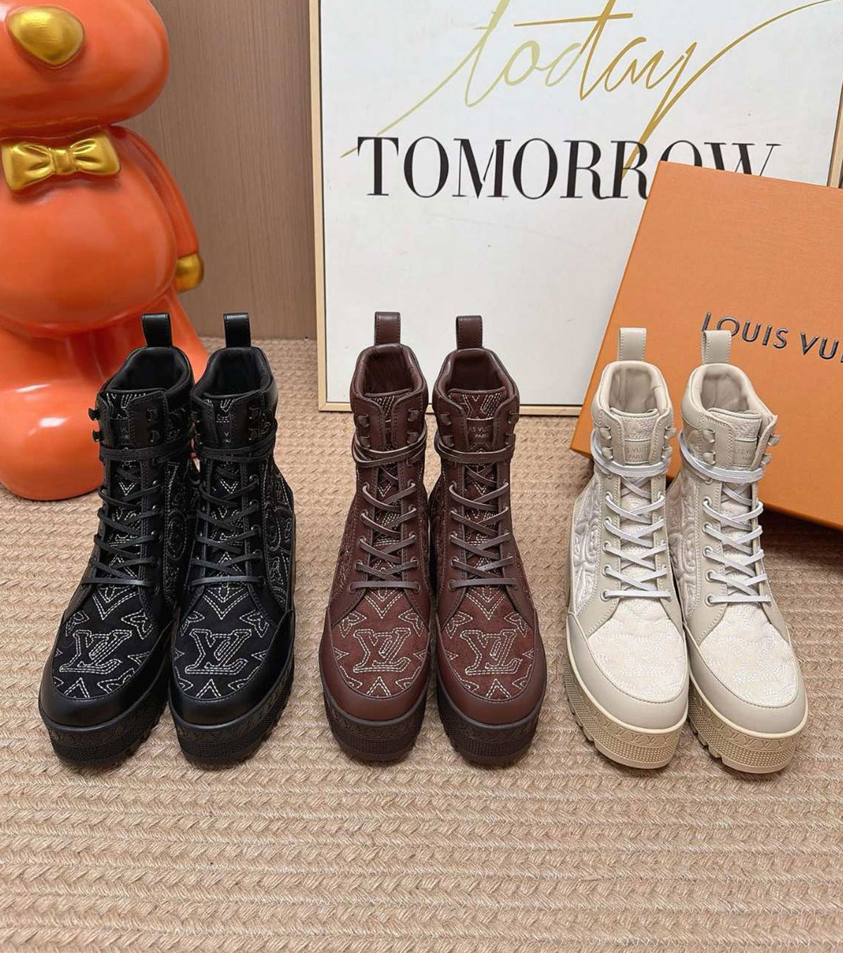 Laureate Platform Desert Boot