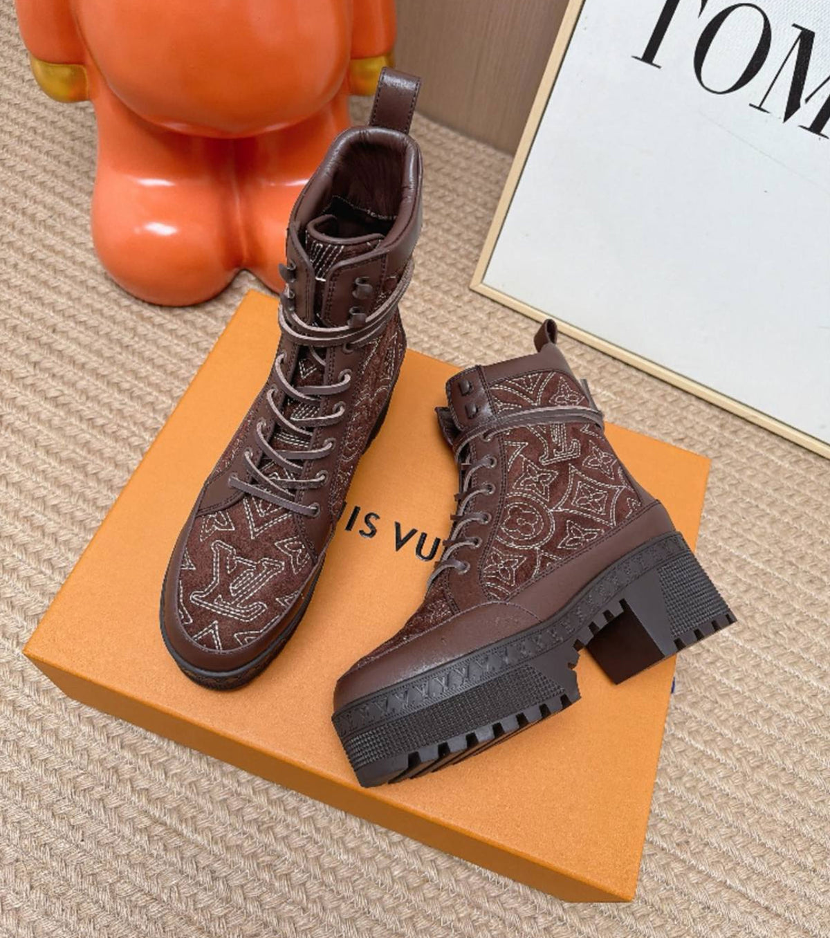 Laureate Platform Desert Boot
