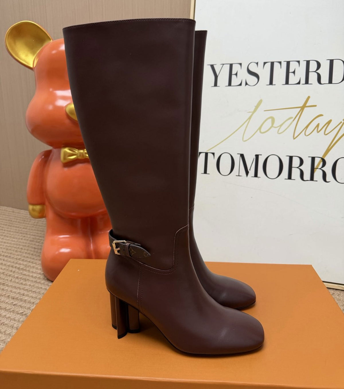 Silhouette High Boot