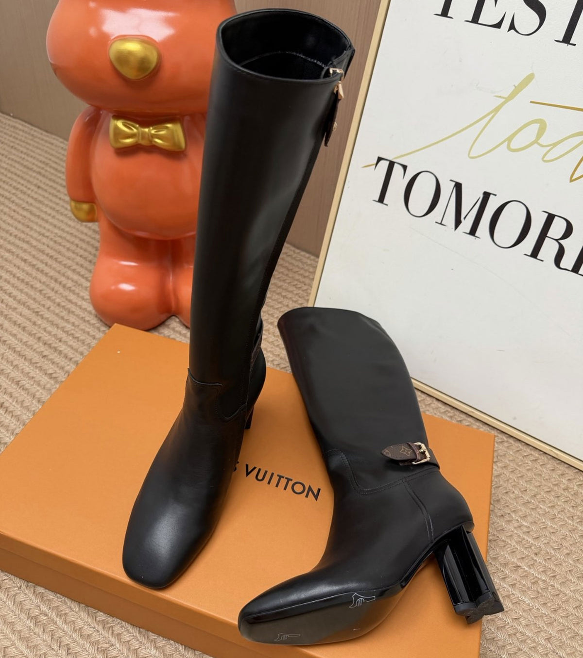Silhouette High Boot