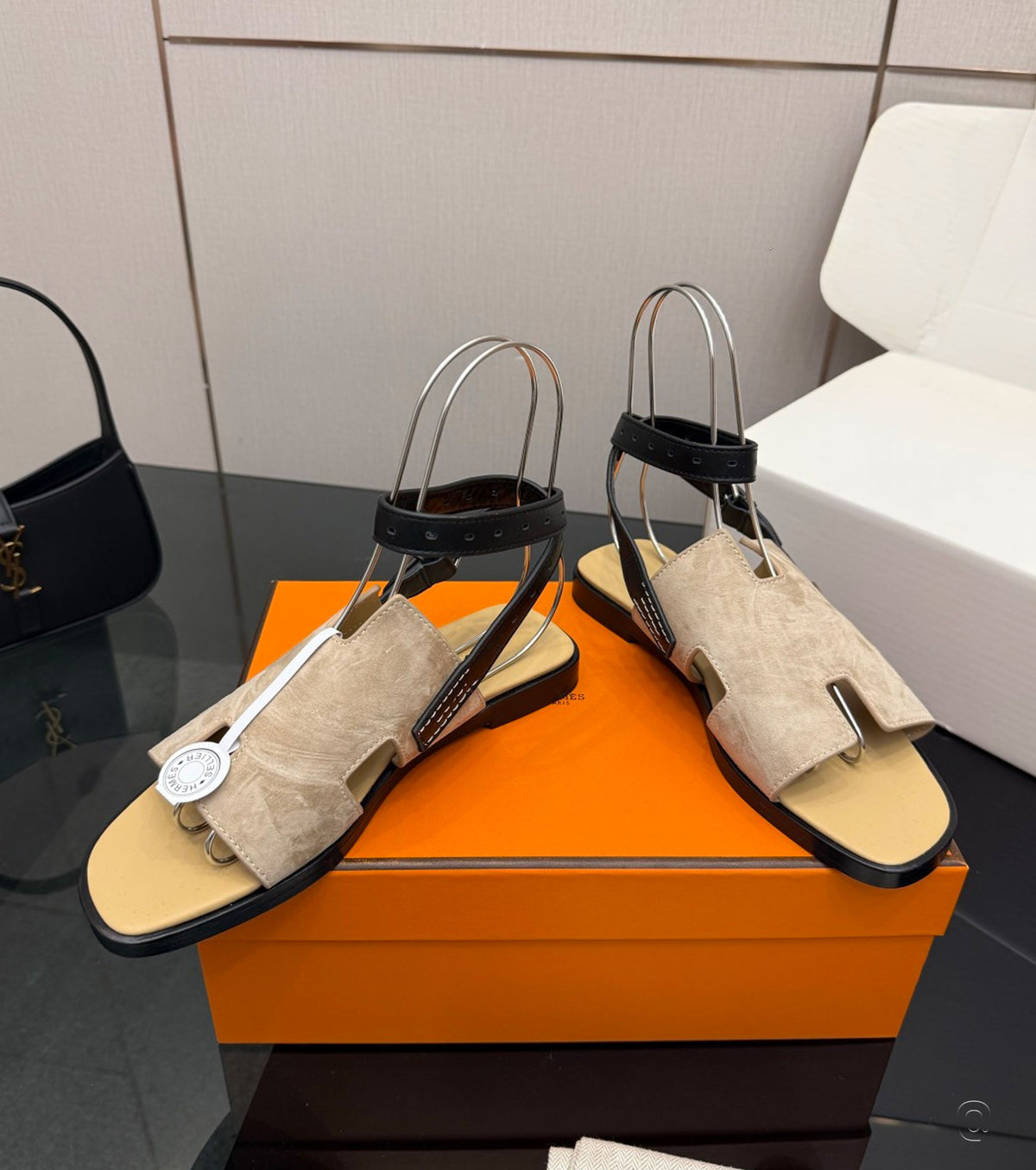 Maya sandal