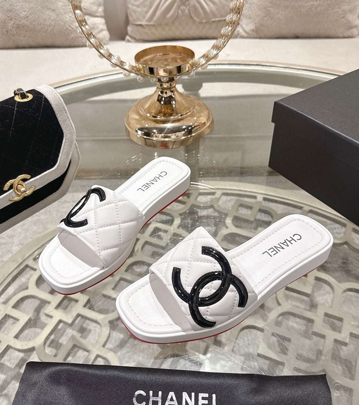 Leather CC Cambon Slide