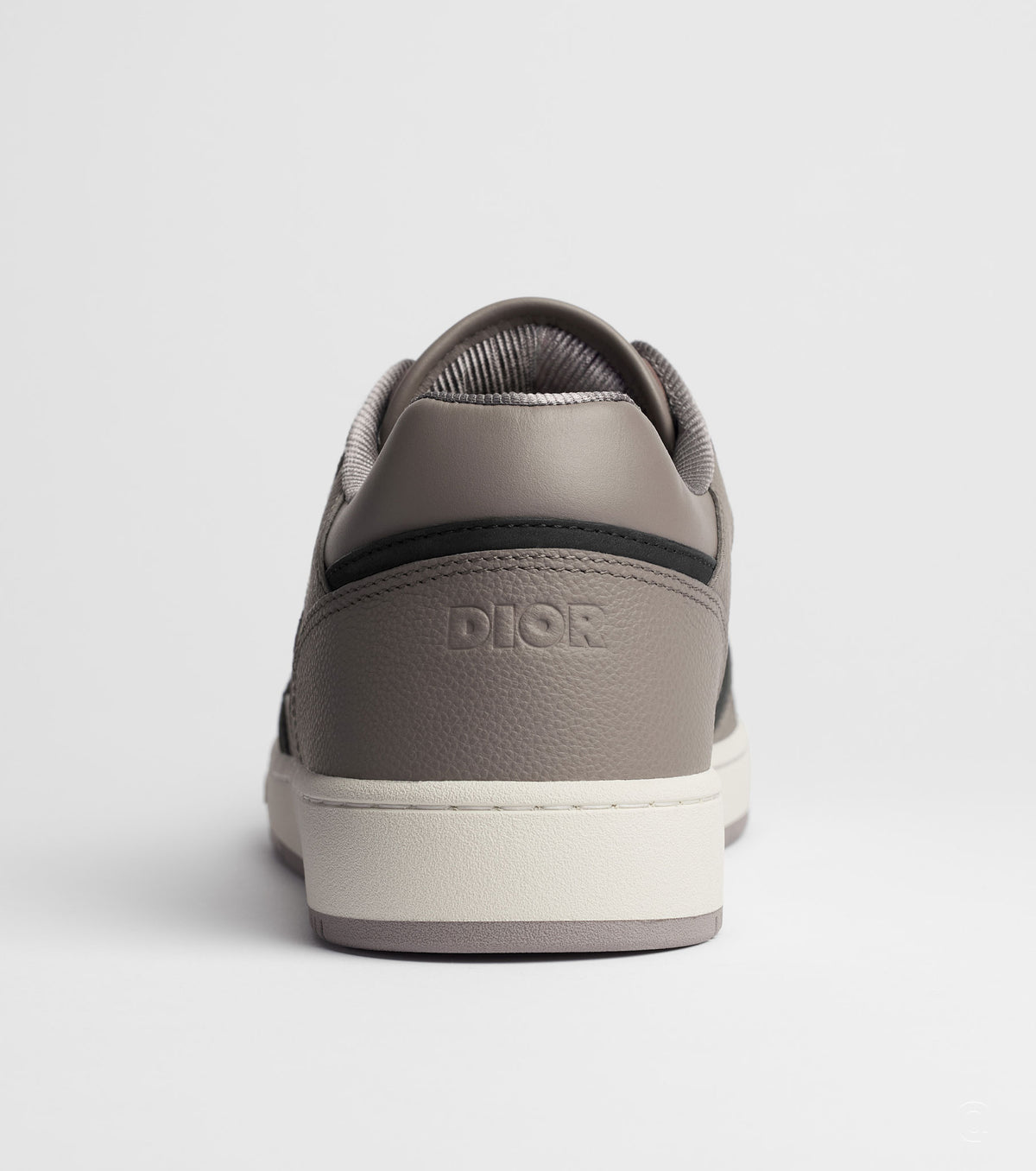 B27 Uptown Low-Top Sneaker
