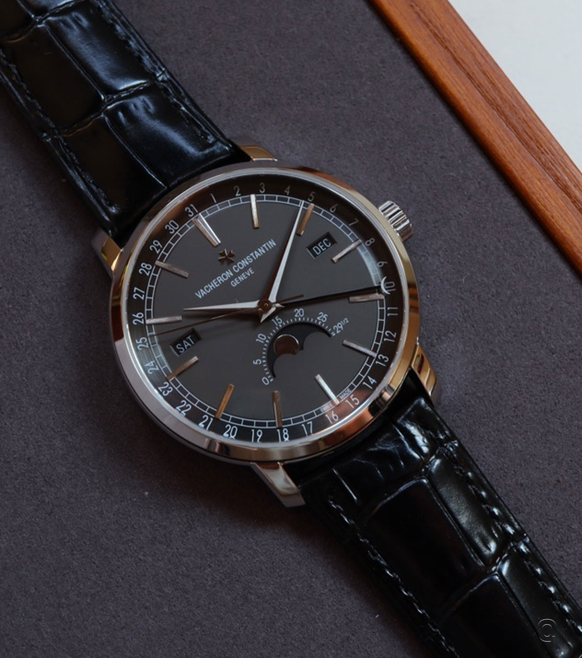 Traditionnelle Complete Calendar