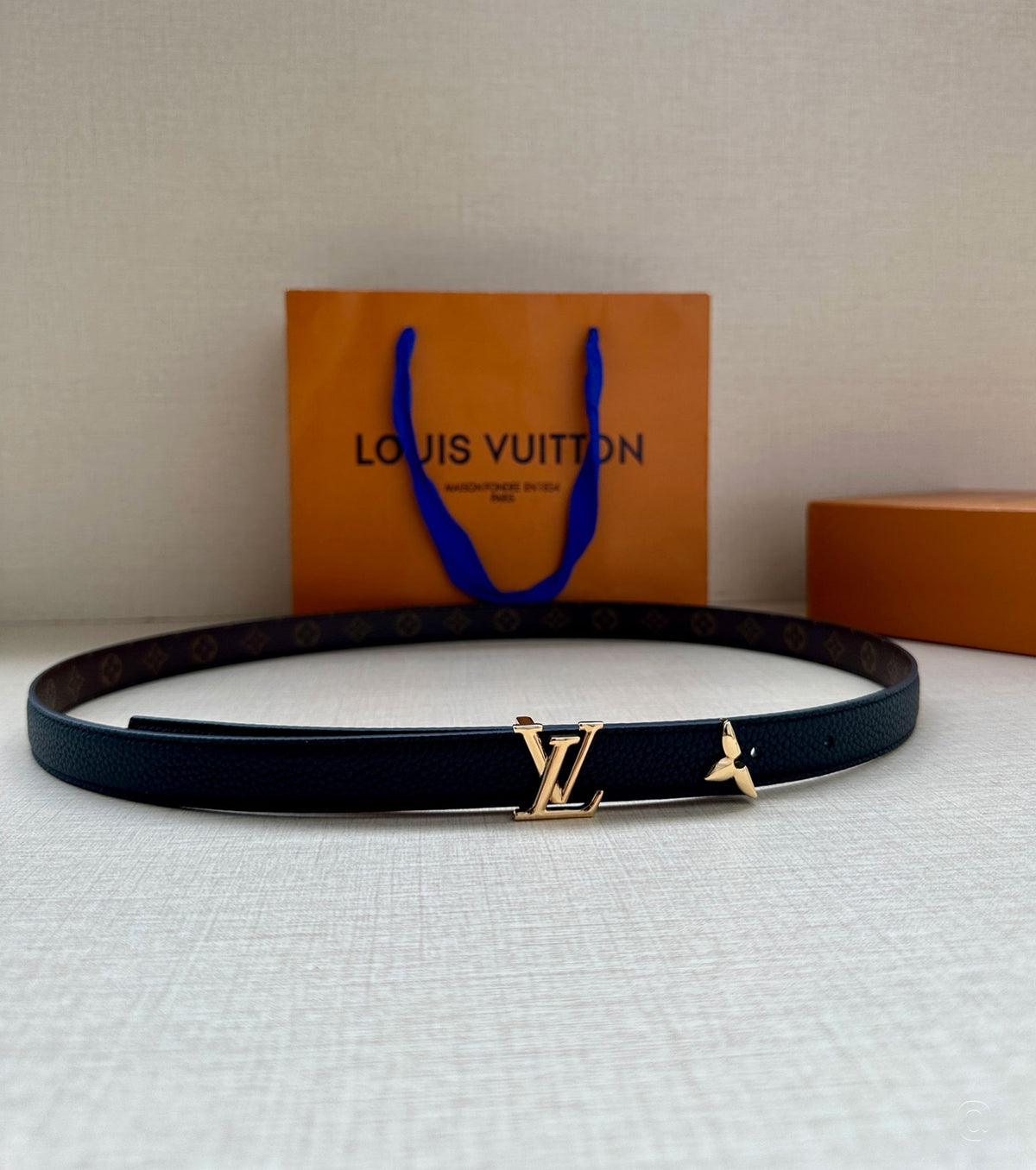 Saffiano Кожен колан