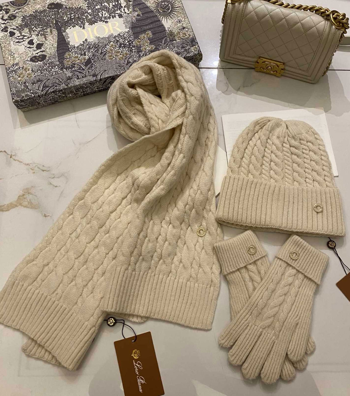 Плетен комплект