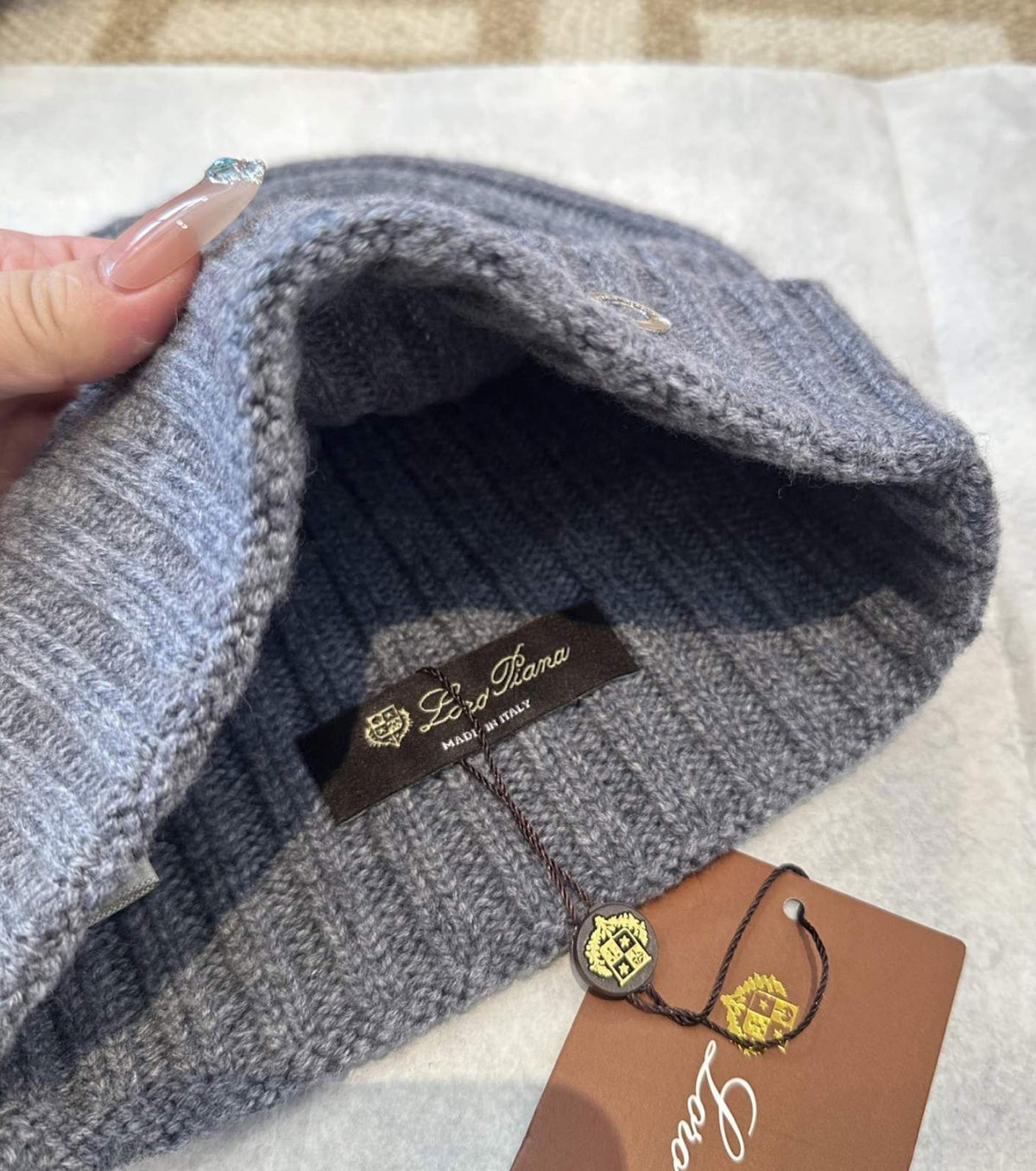 Плетена шапка