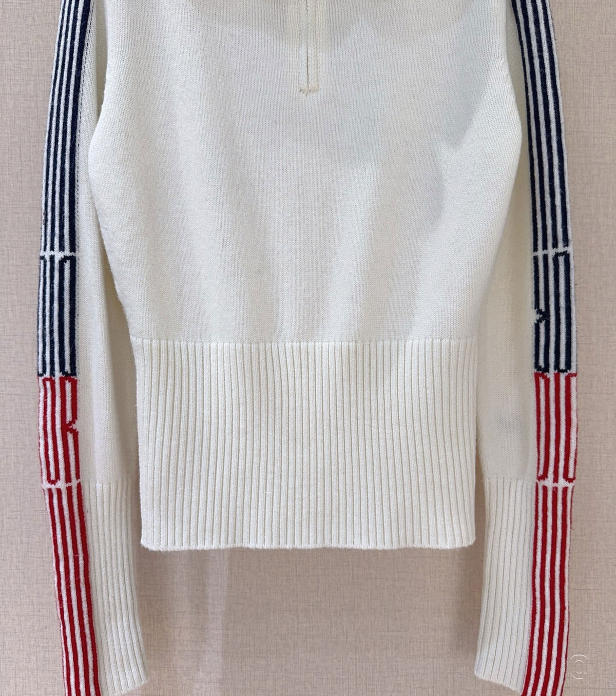 Alps Zipped Mock Neck пуловер