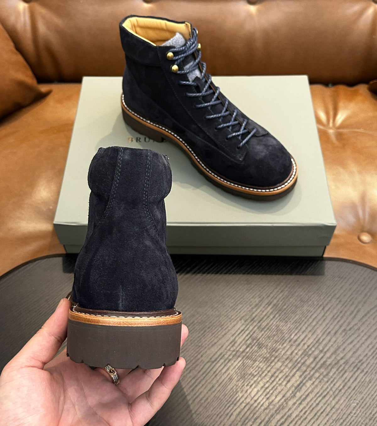 Suede urban outdoor boots