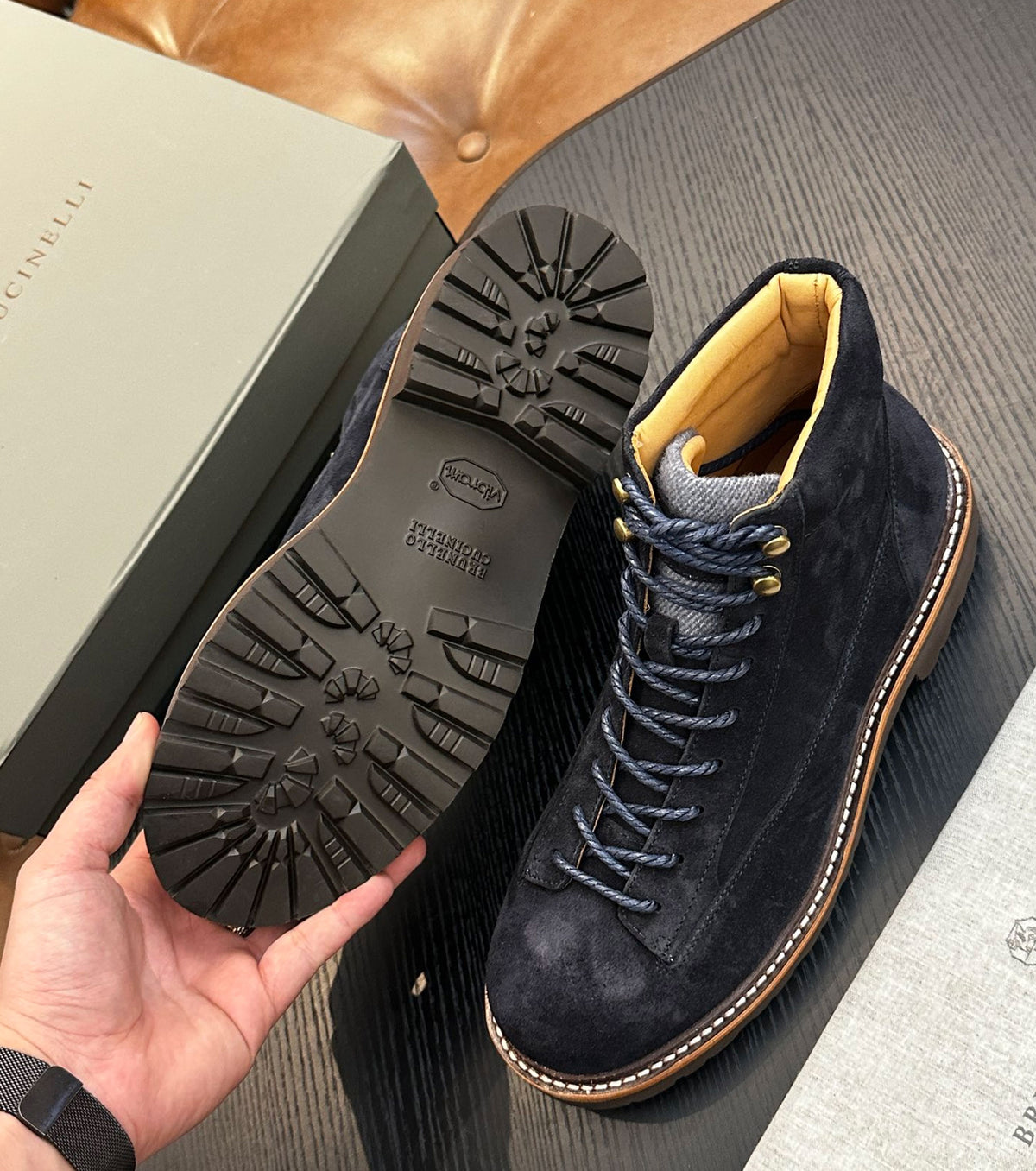 Suede urban outdoor boots