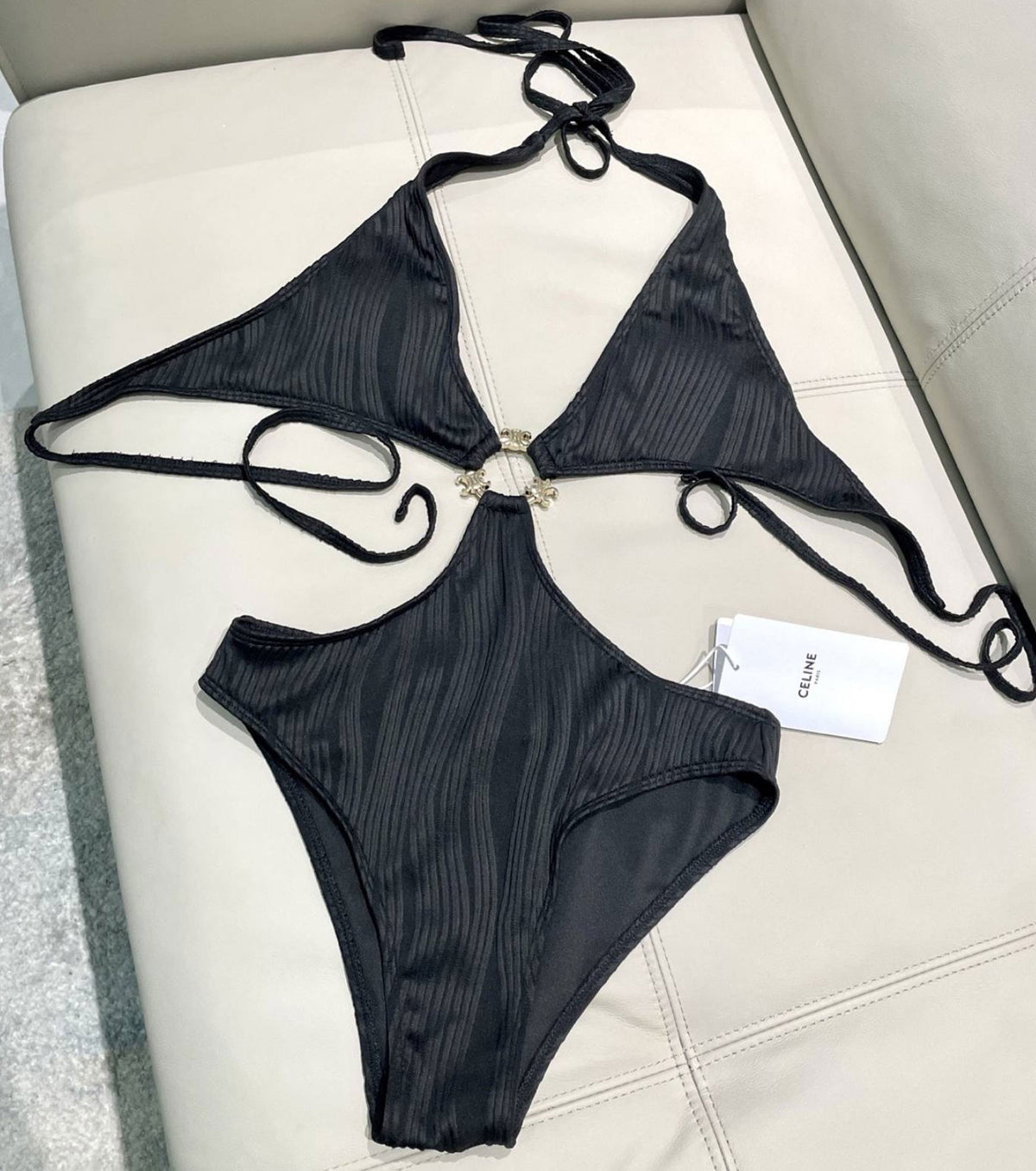 БАНСКИ КОСТЮМ