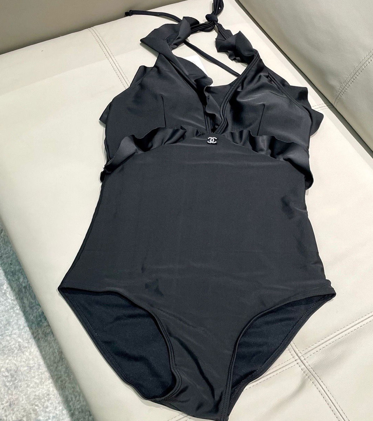 ONE-PIECE SWIMSUIT