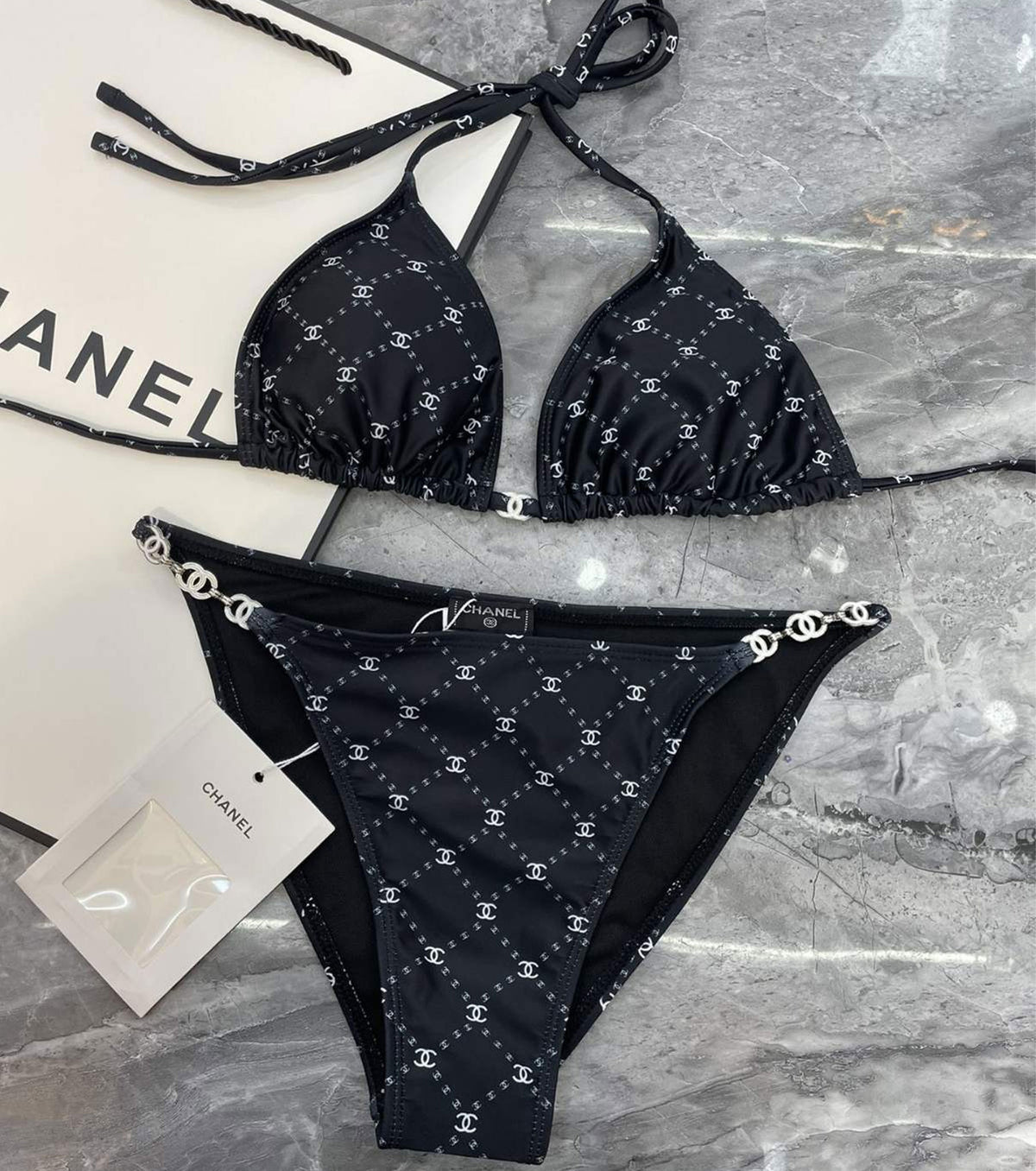 Бански от две части