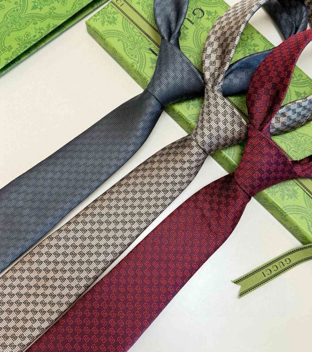 GG копринена жакардова вратовръзка GG