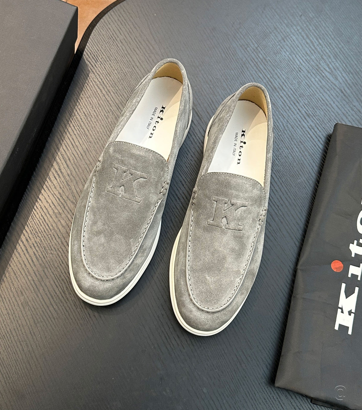 Suede loafer