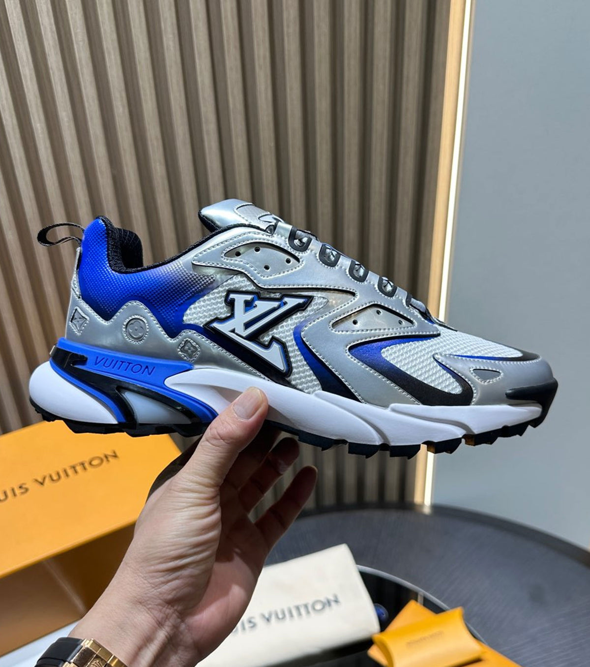LV Runner Tatic Sneaker