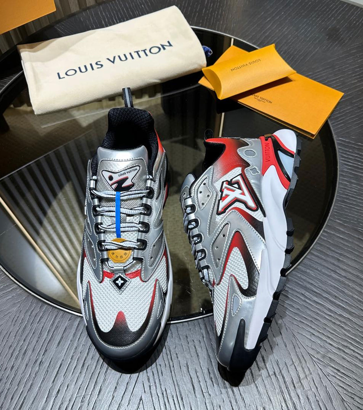 LV Runner Tatic Sneaker