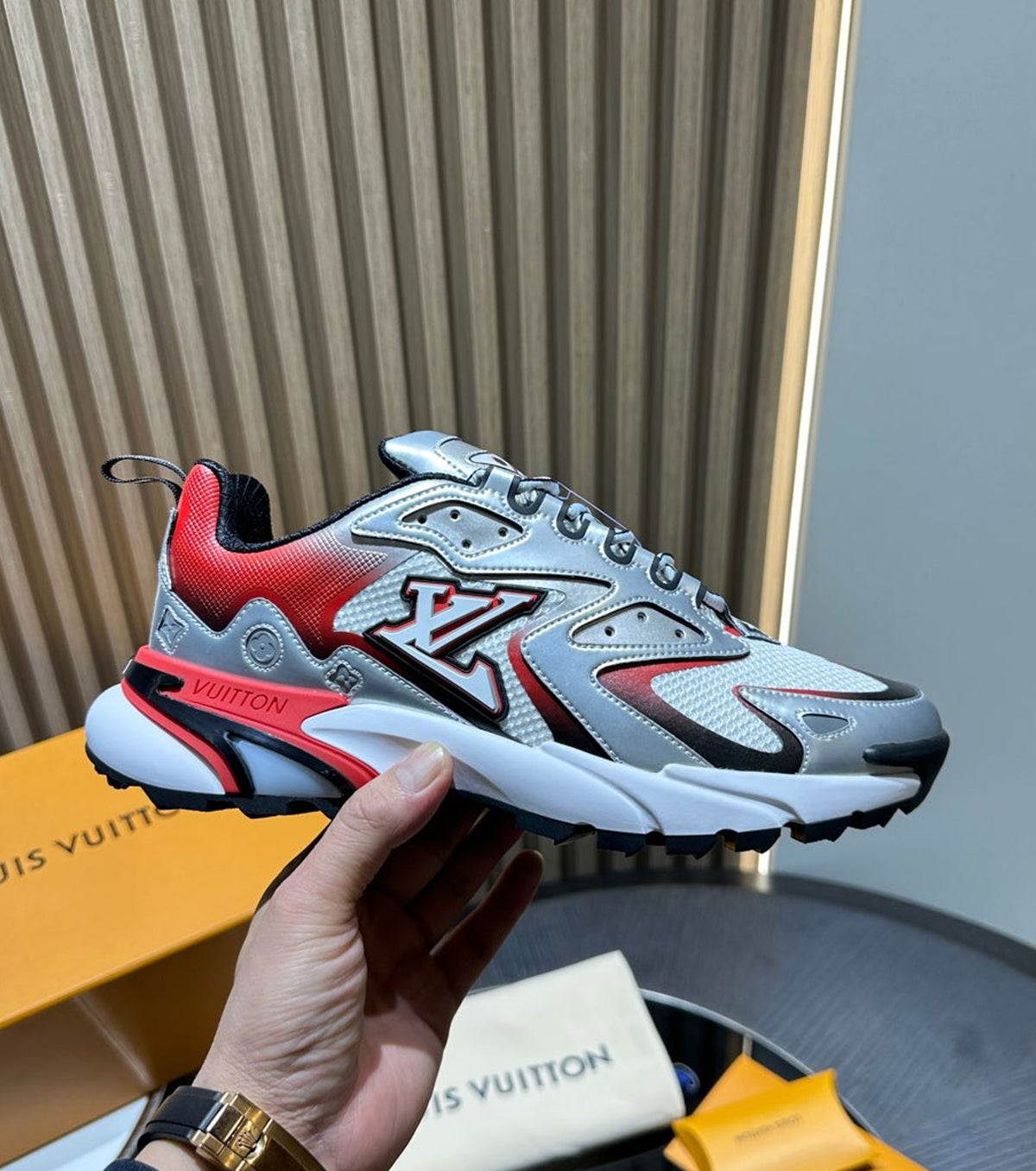 LV Runner Tatic Sneaker