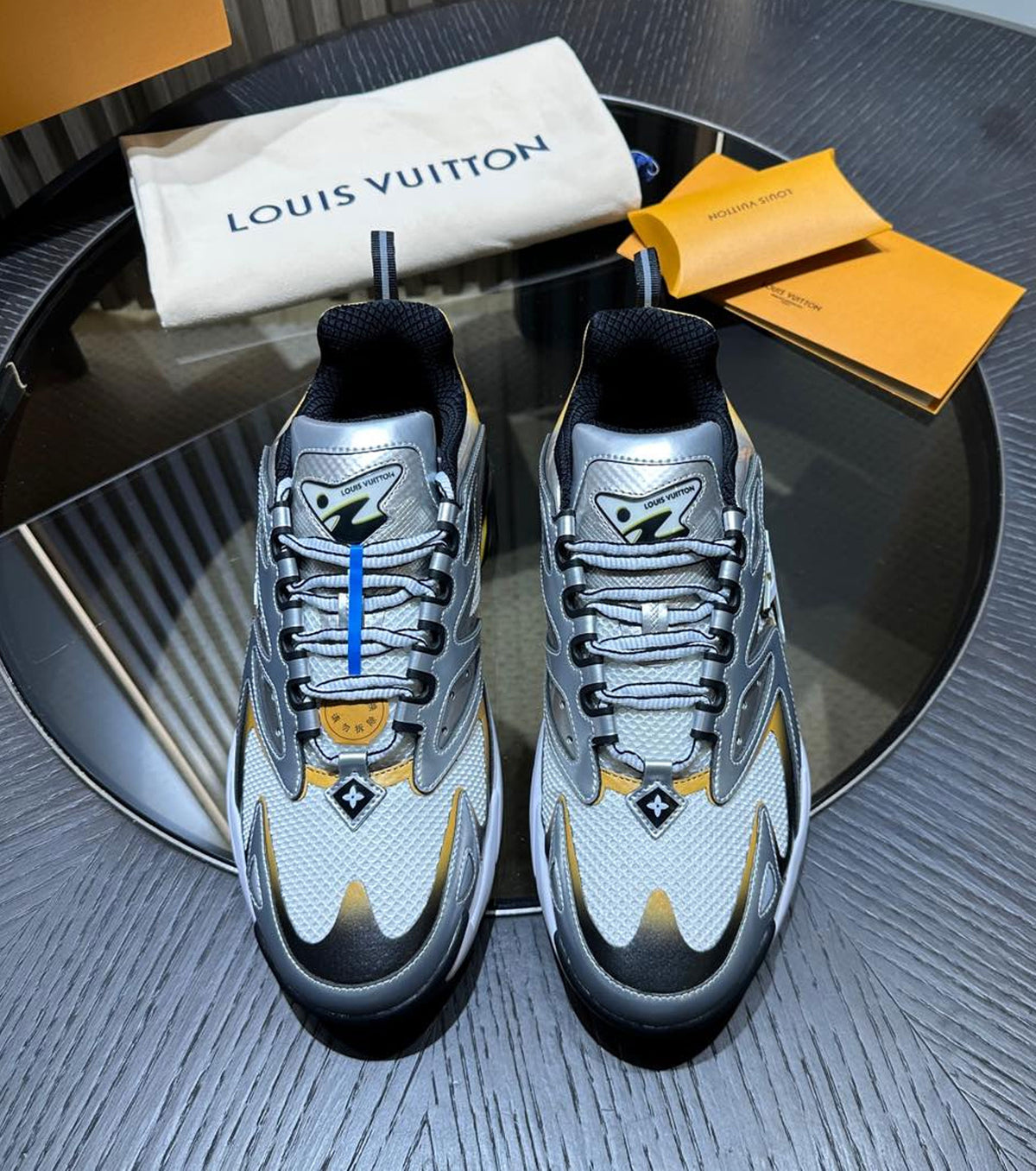 LV Runner Tatic Sneaker