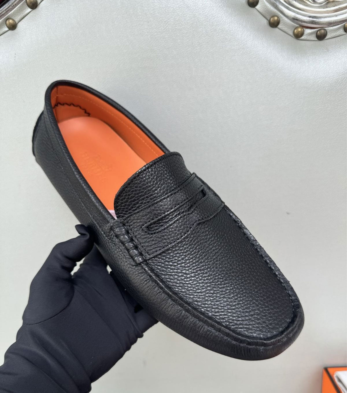 Leather loafer