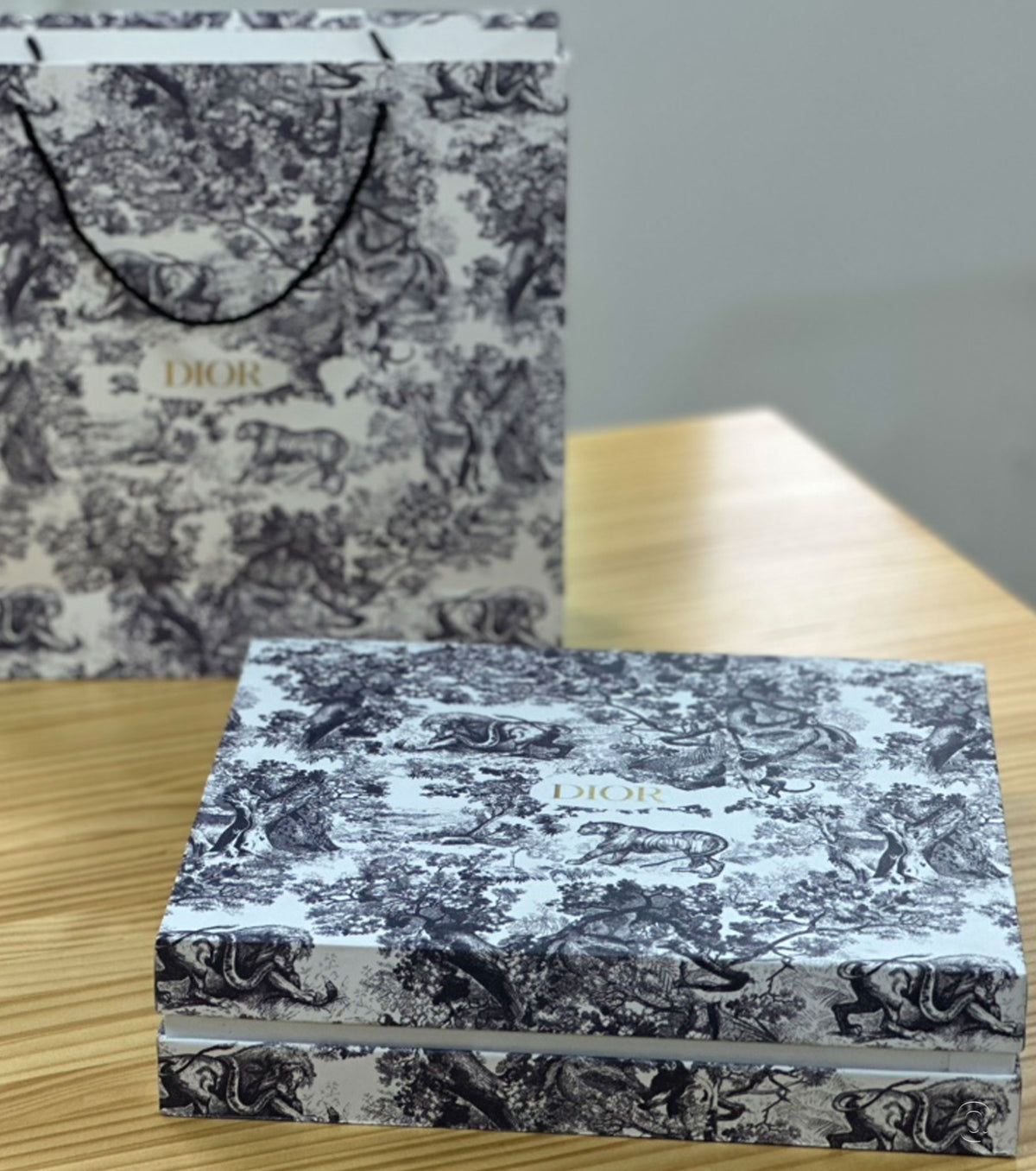 Комплект тефтер, химикалка и термос