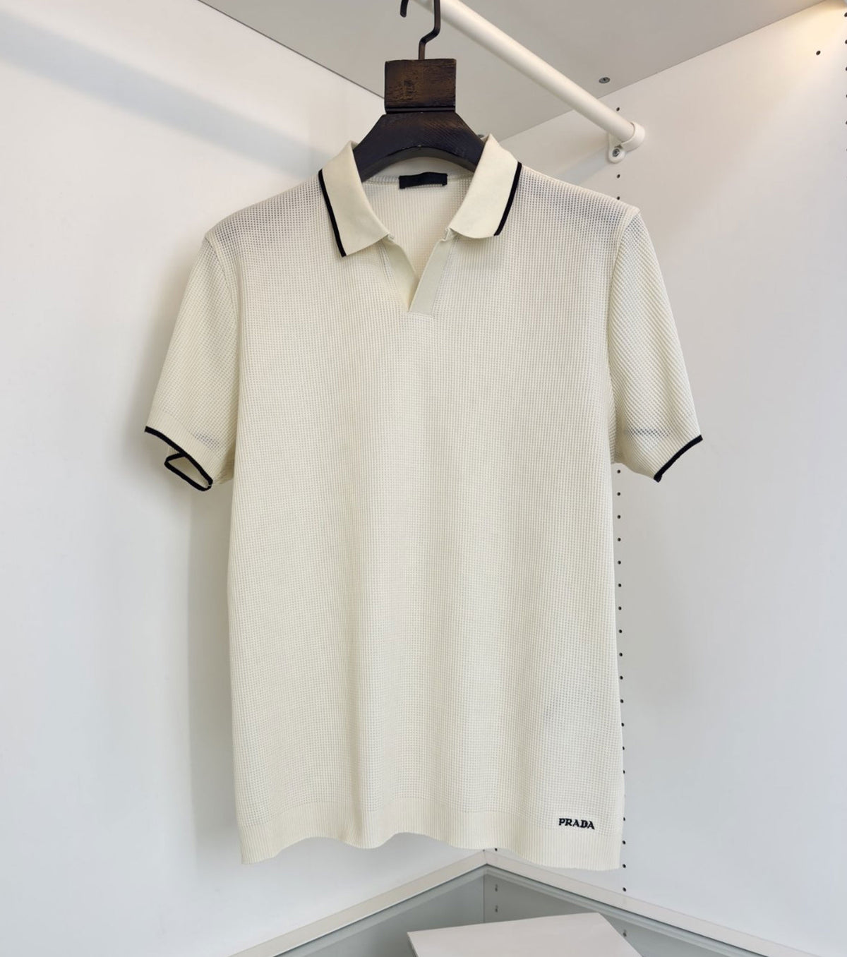 Fine-Knitted Polo T-shirt