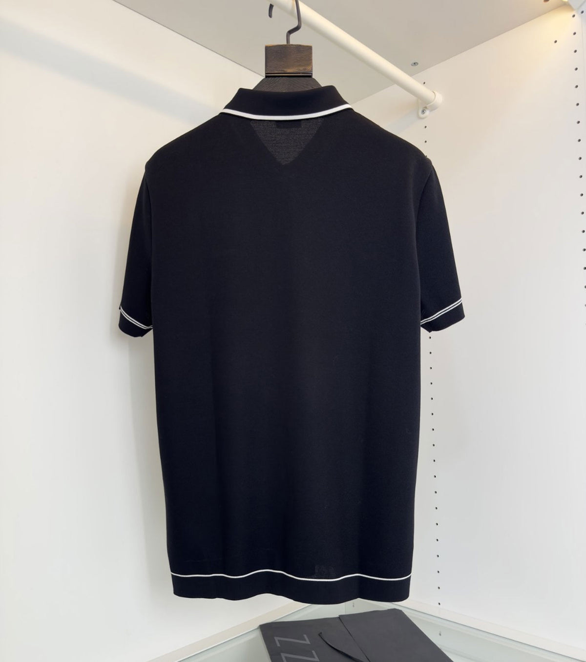 Fine-Knitted Polo T-shirt