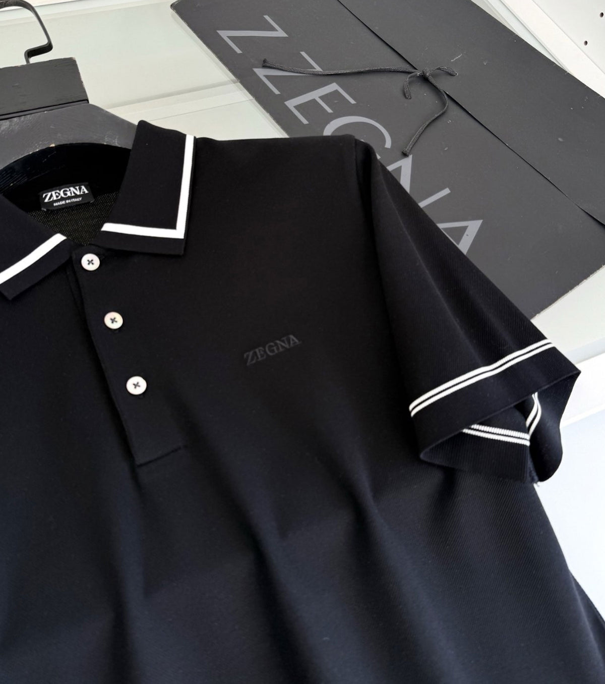 Fine-Knitted Polo T-shirt