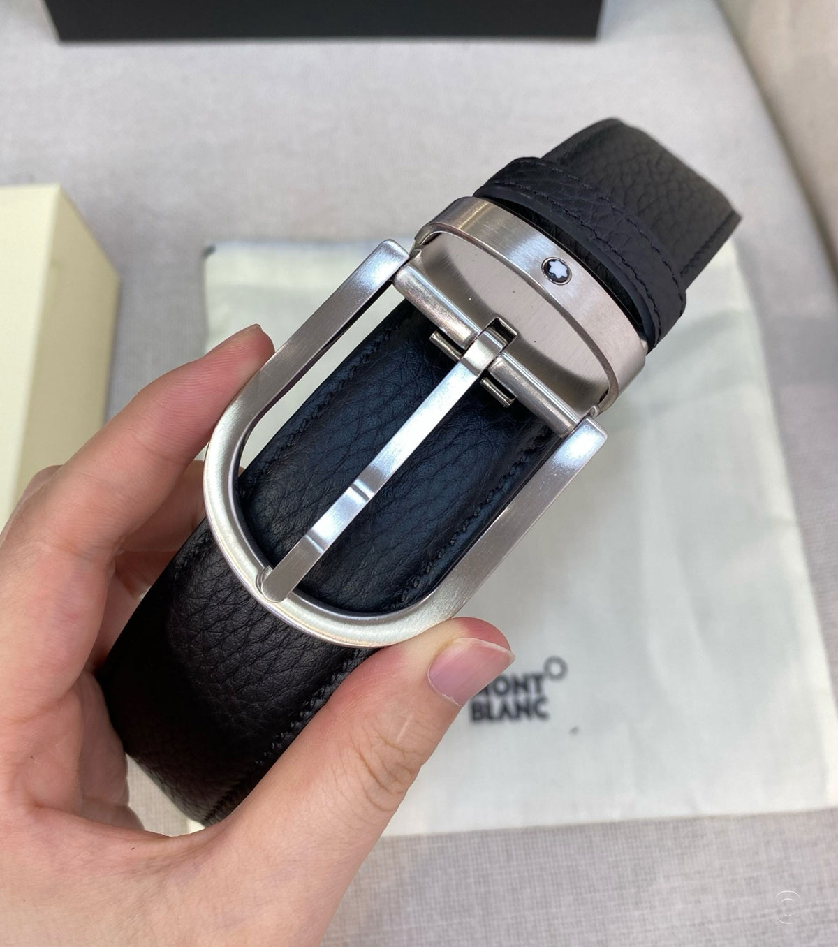 Reversible leather belt