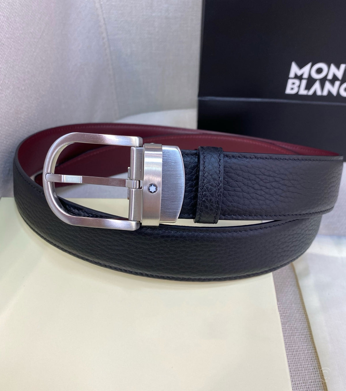Reversible leather belt