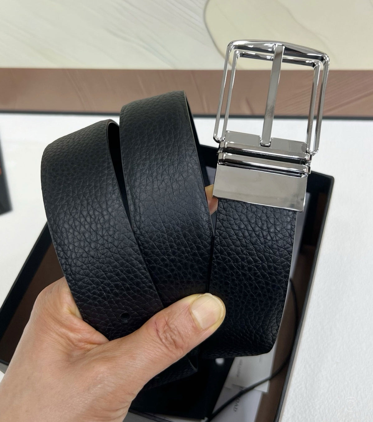 Reversible leather belt